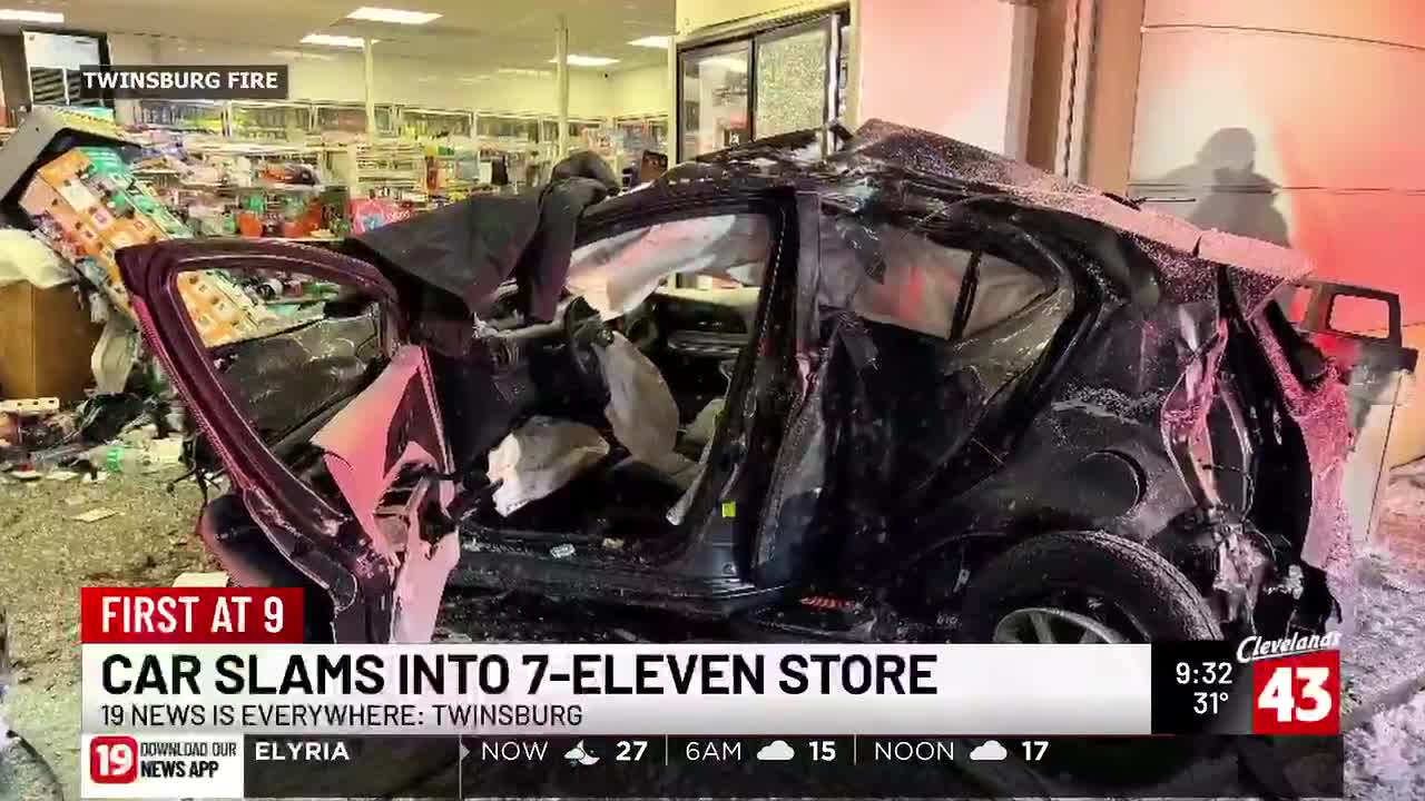 VIDEO: Car crashes through Twinsburg 7-Eleven