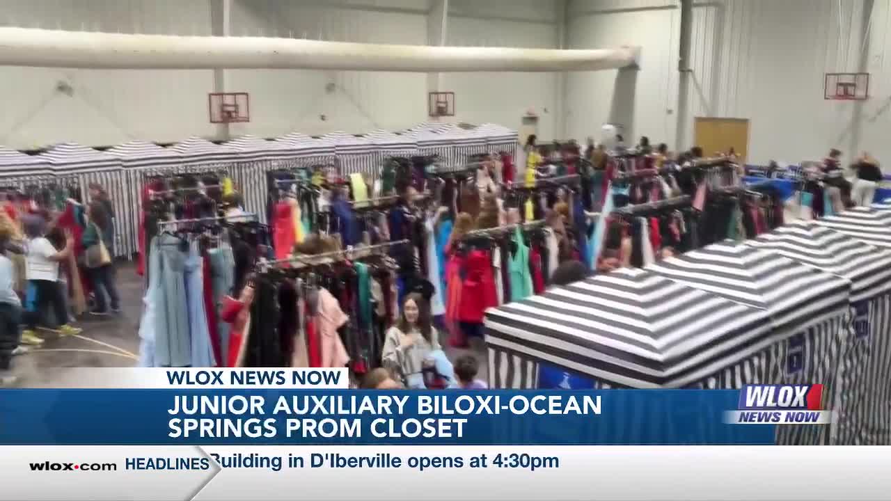 Prom closet helps Biloxi, Ocean Springs students find affordable formal wear