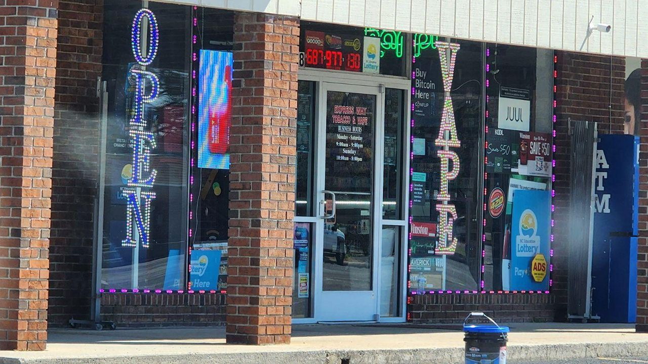 Jacksonville now regulating location of vape & tobacco shops