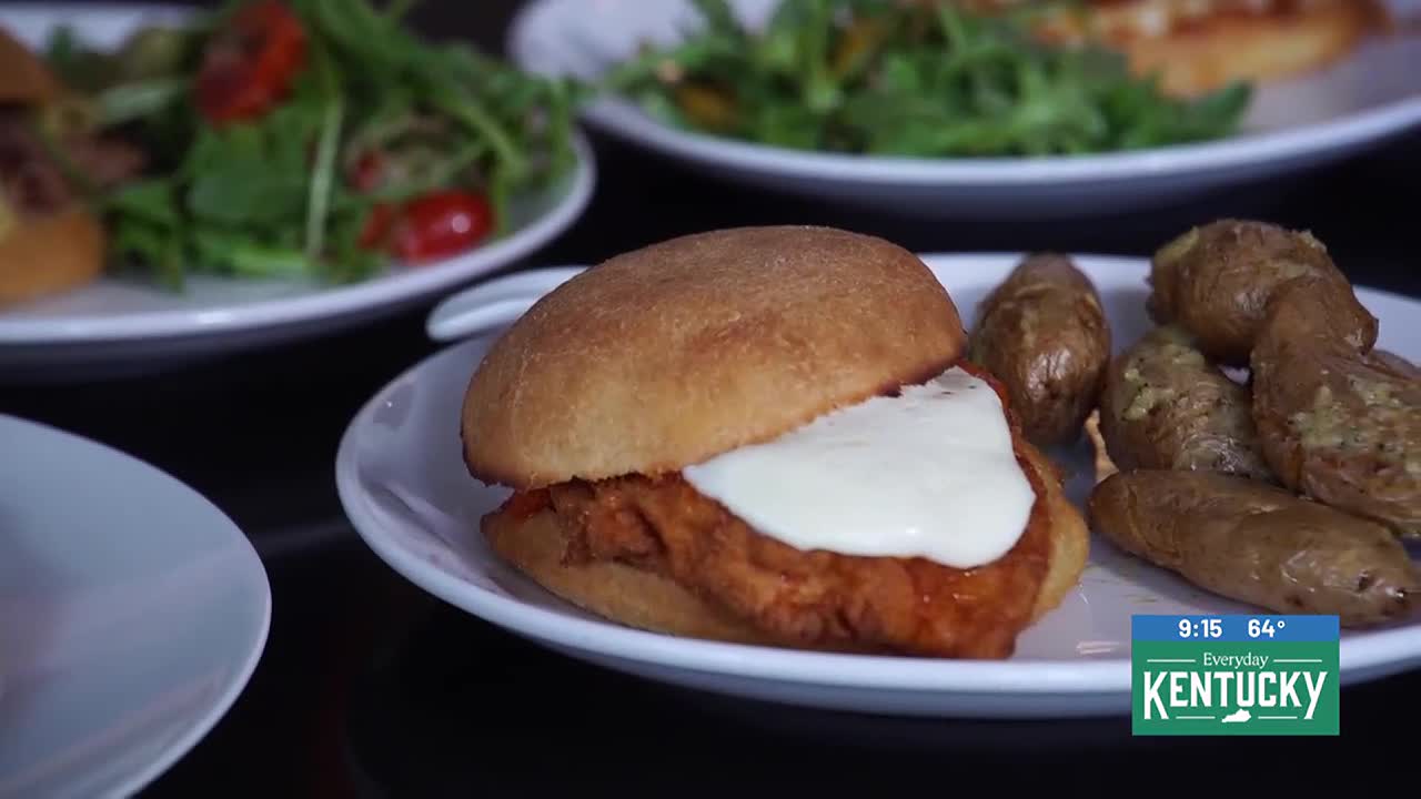 Exploring the Lunch Menu at Italx
