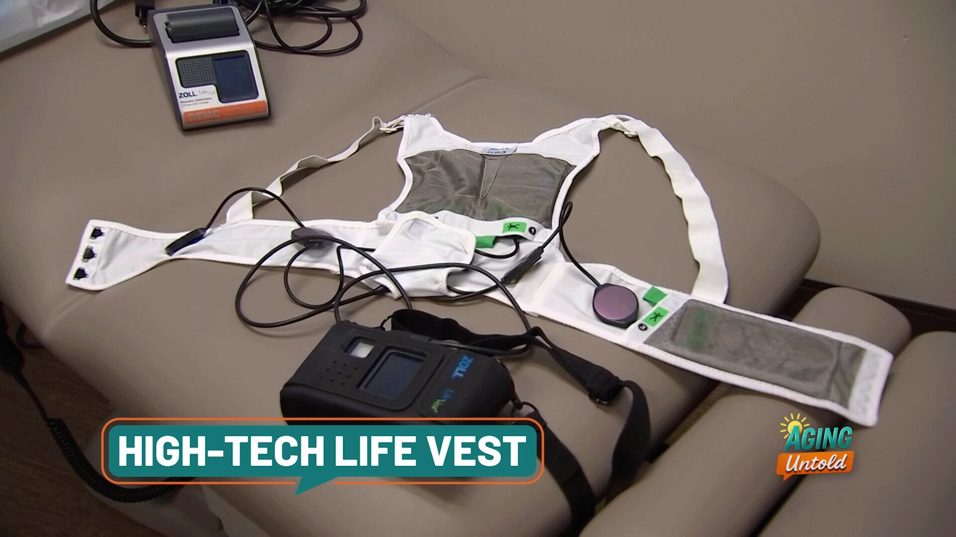 健康アクセサリー LIFEWAVE Wearable defibrillator prescribed for cardiac patients awaiting