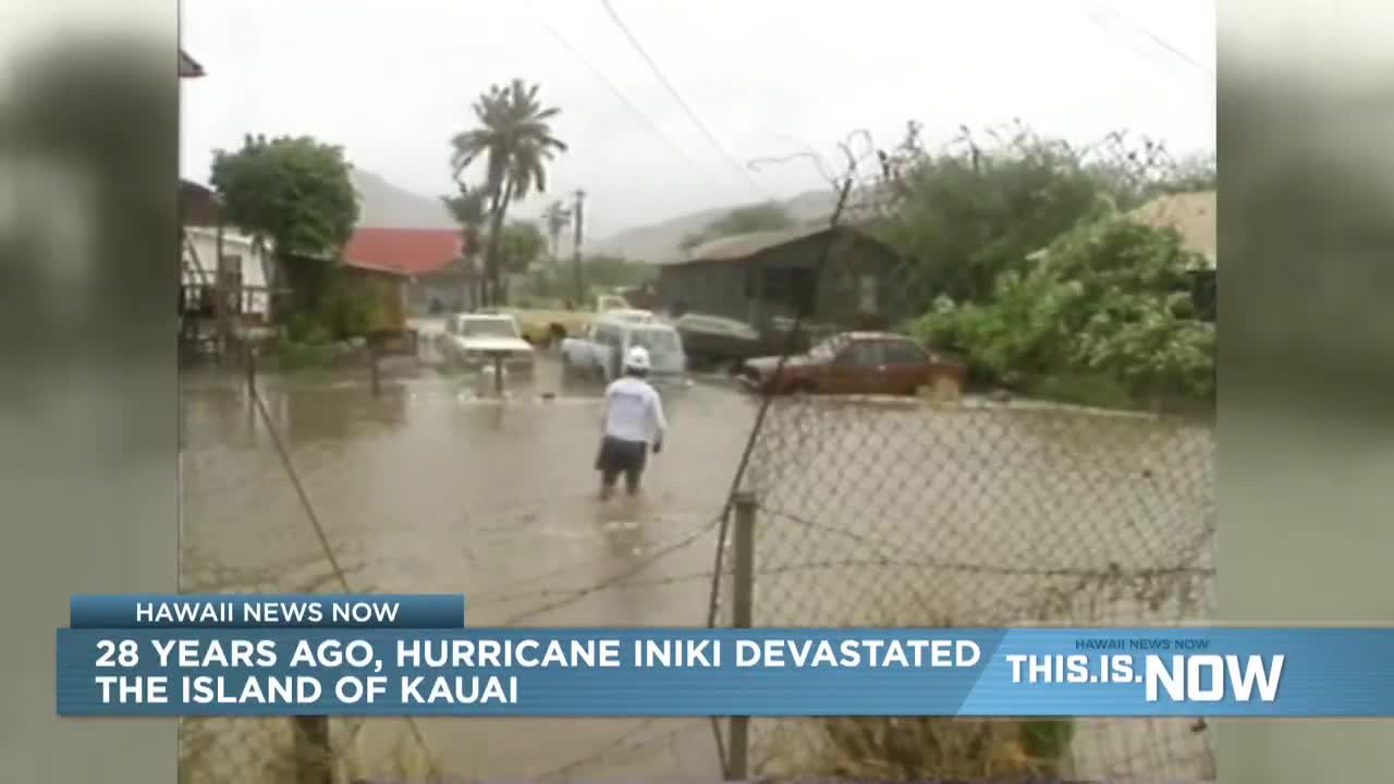 iniki hawaiian thunderstorm