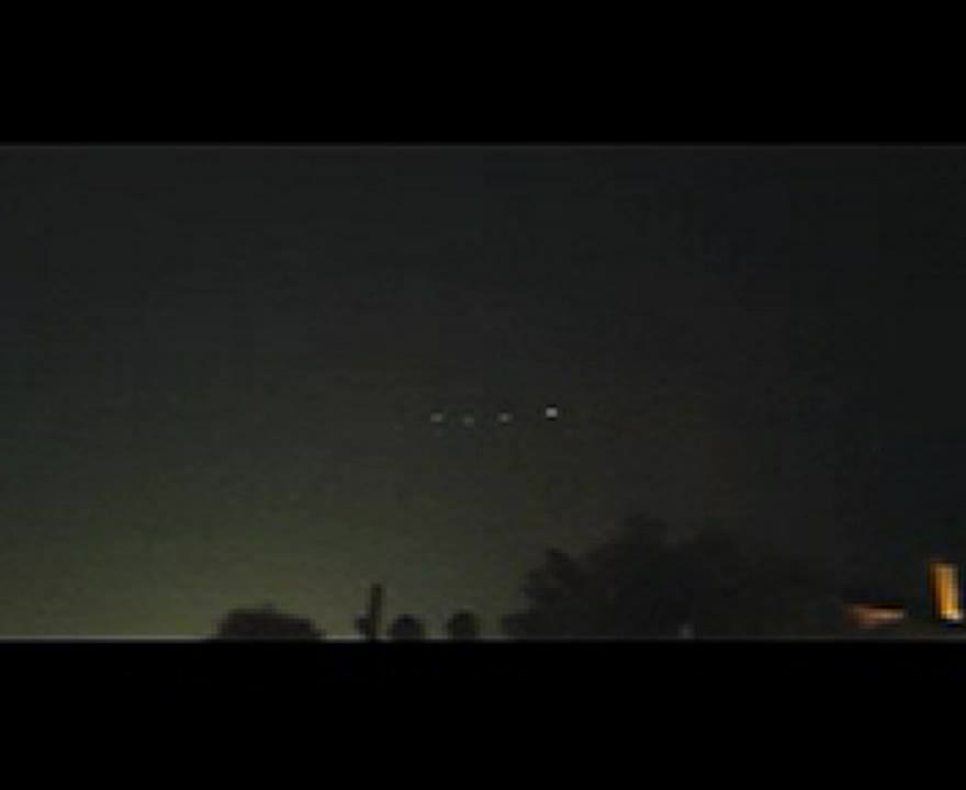Strange Lights Seen In The Sky Across Tucson Strange Lights Seen In The Sky Across Tucson