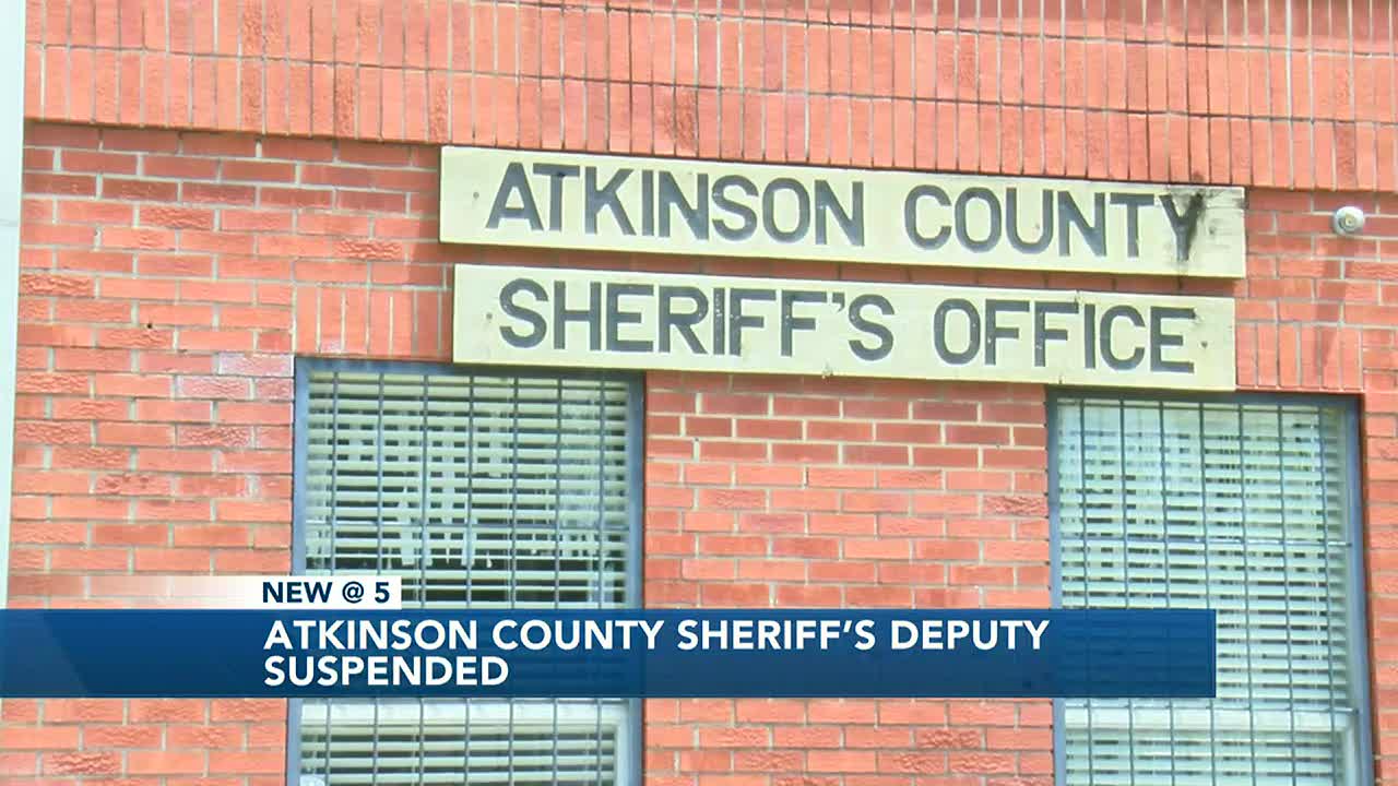 Atkinson Co. deputy suspended after alleged incident of letting woman go  for showing lewd image