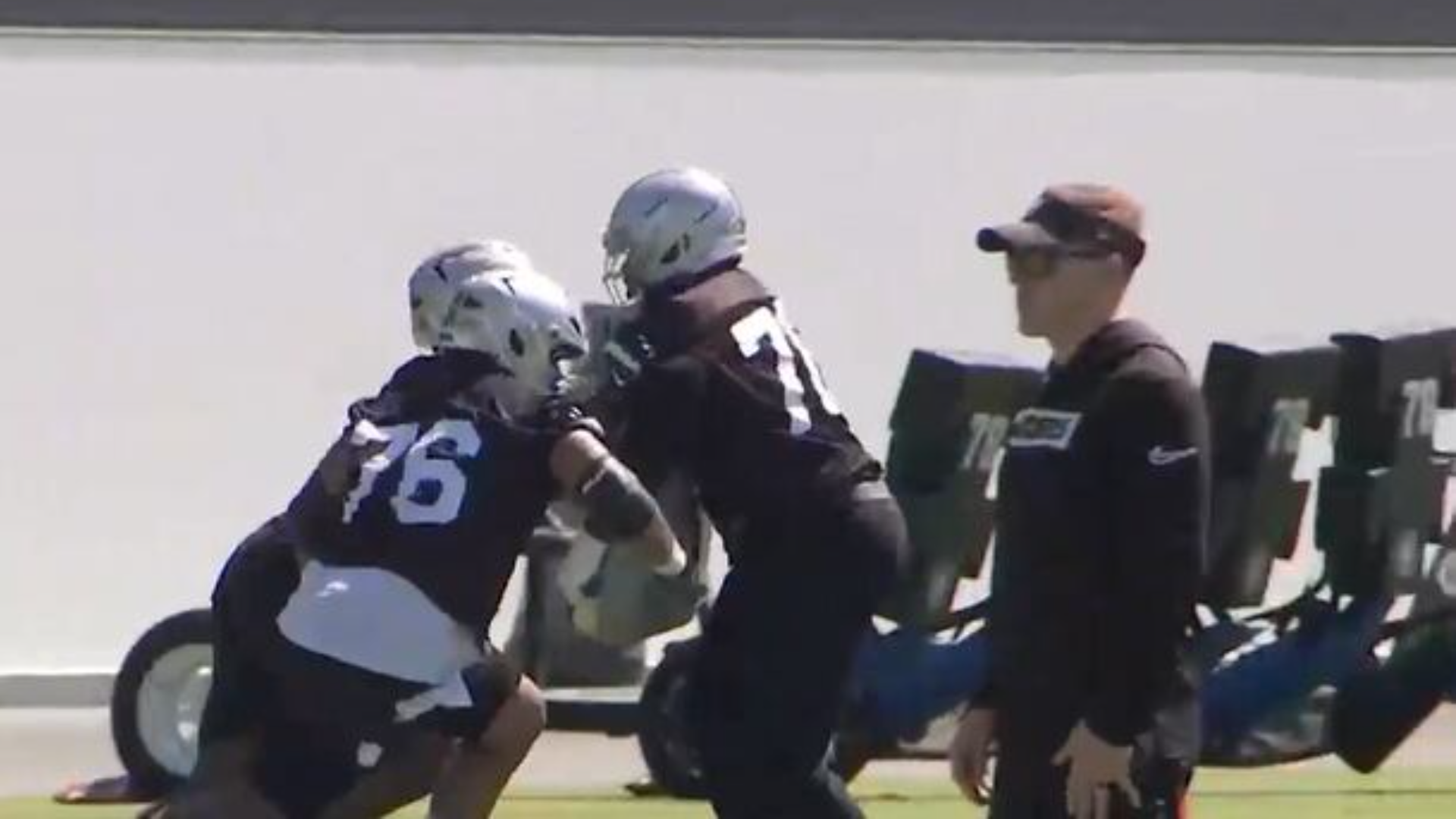 Las Vegas Raiders 'All-In' mentality on field for off-season workouts