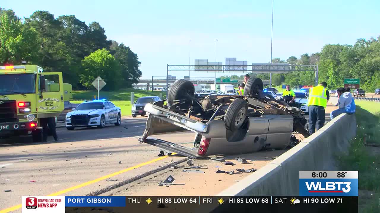 Traffic reduced to one lane on I-55 south after roll-over crash