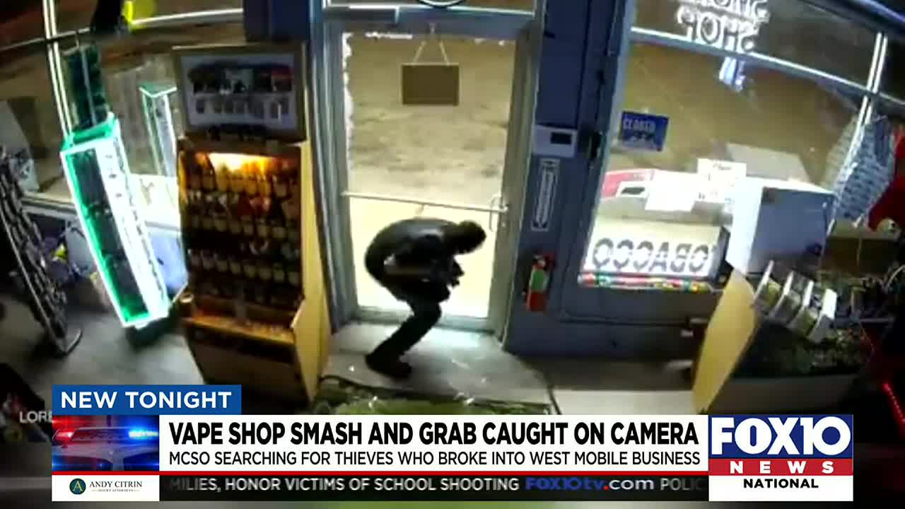 Smash and grab at a vape shop in West Mobile