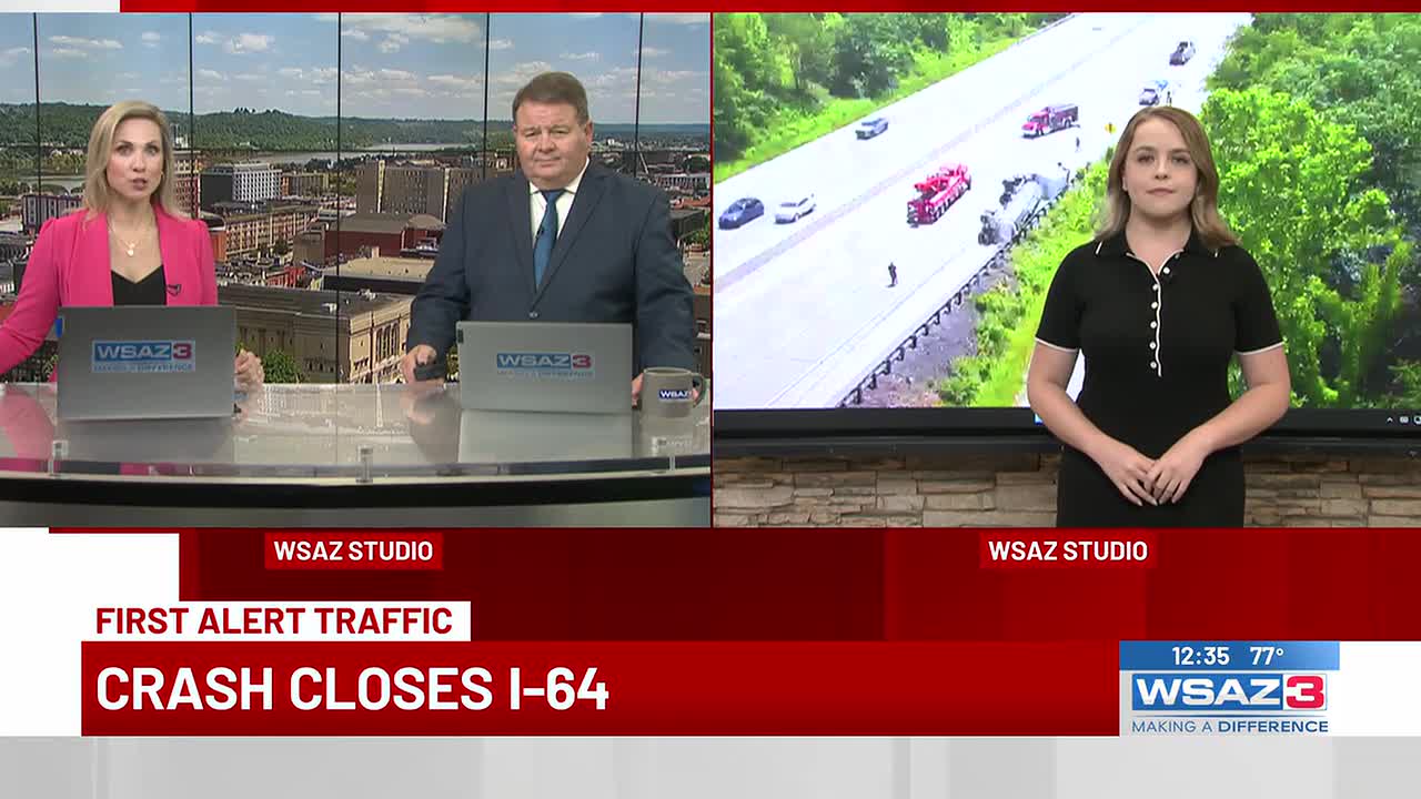 Crash closes I-64