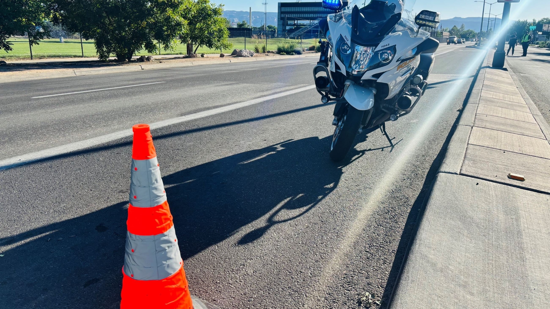 CGIL news bulletin 第3号から28号まで(欠あり) Motorcyclist taken to hospital after crash