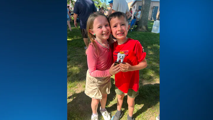 Jefferson Days of '59 annual smile contest draws crowd in South Dakota