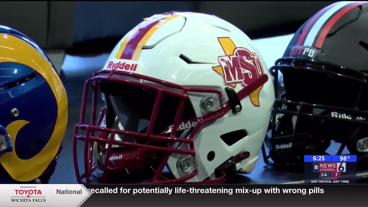 cool football helmets from iowa park texas Mid-Size SpeedFlex 3001667 Since you guys know everything,