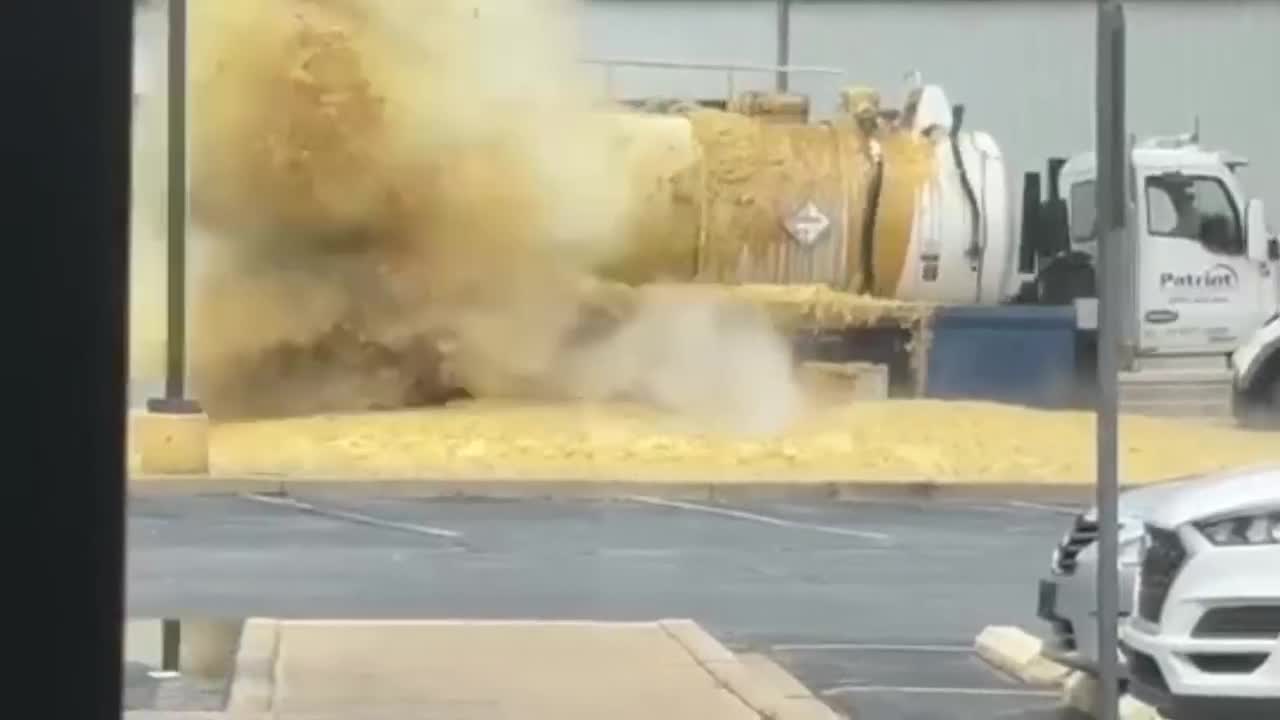 Video shows truck carrying highly reactive chemicals exploding in Denny’s parking lot