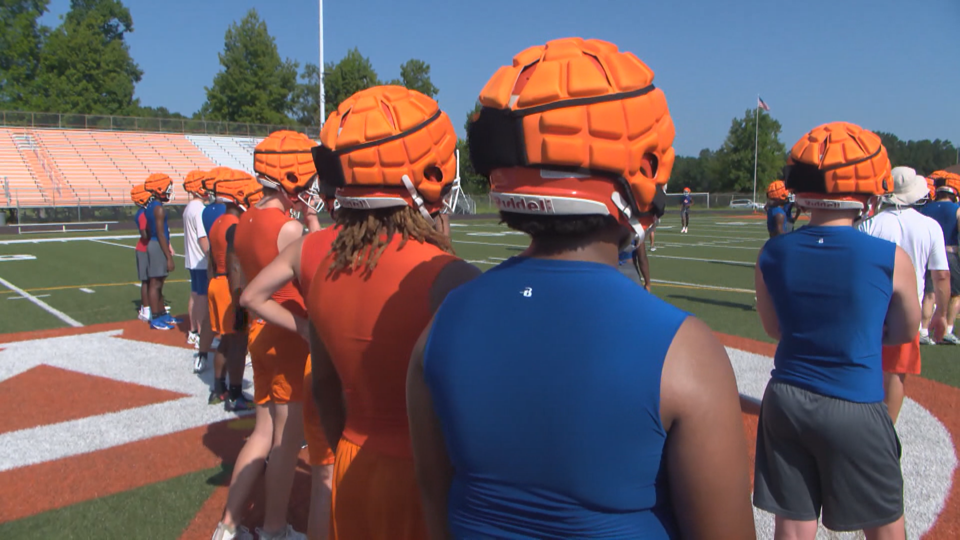 casper's uncles football helmets Scrimmage Pinnie Cap (Single) Yellow Stripe / Guardian Logo Available in black What Are Guardian Caps? Texas