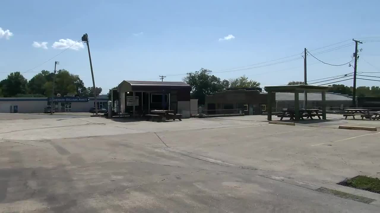 City purchases lot for possible outdoor hangout spot