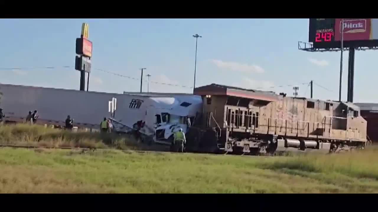 TRAIN WRECK2 ヨーヨー SPYY maxresdefault.jpg