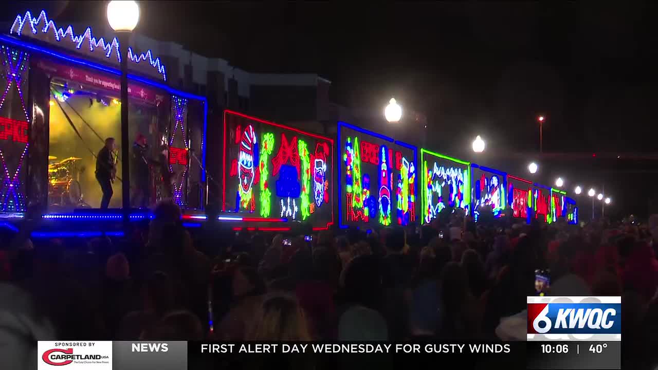 CPKC Holiday train makes visit to Davenport