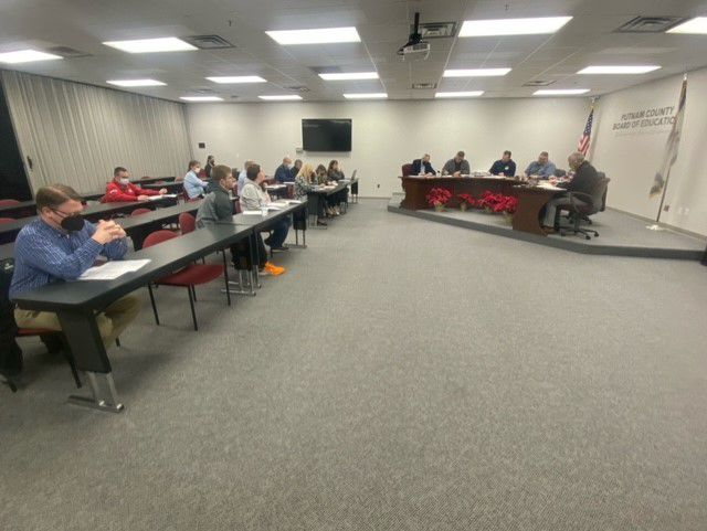 School board approves 2022-2023 school calendar